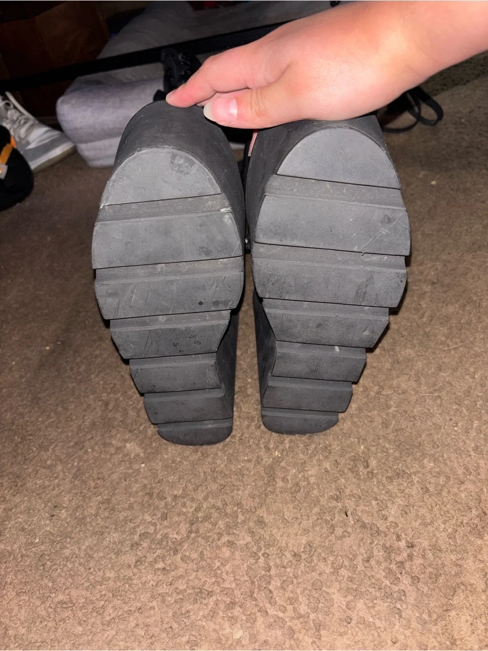 obsidian pocket platform boots